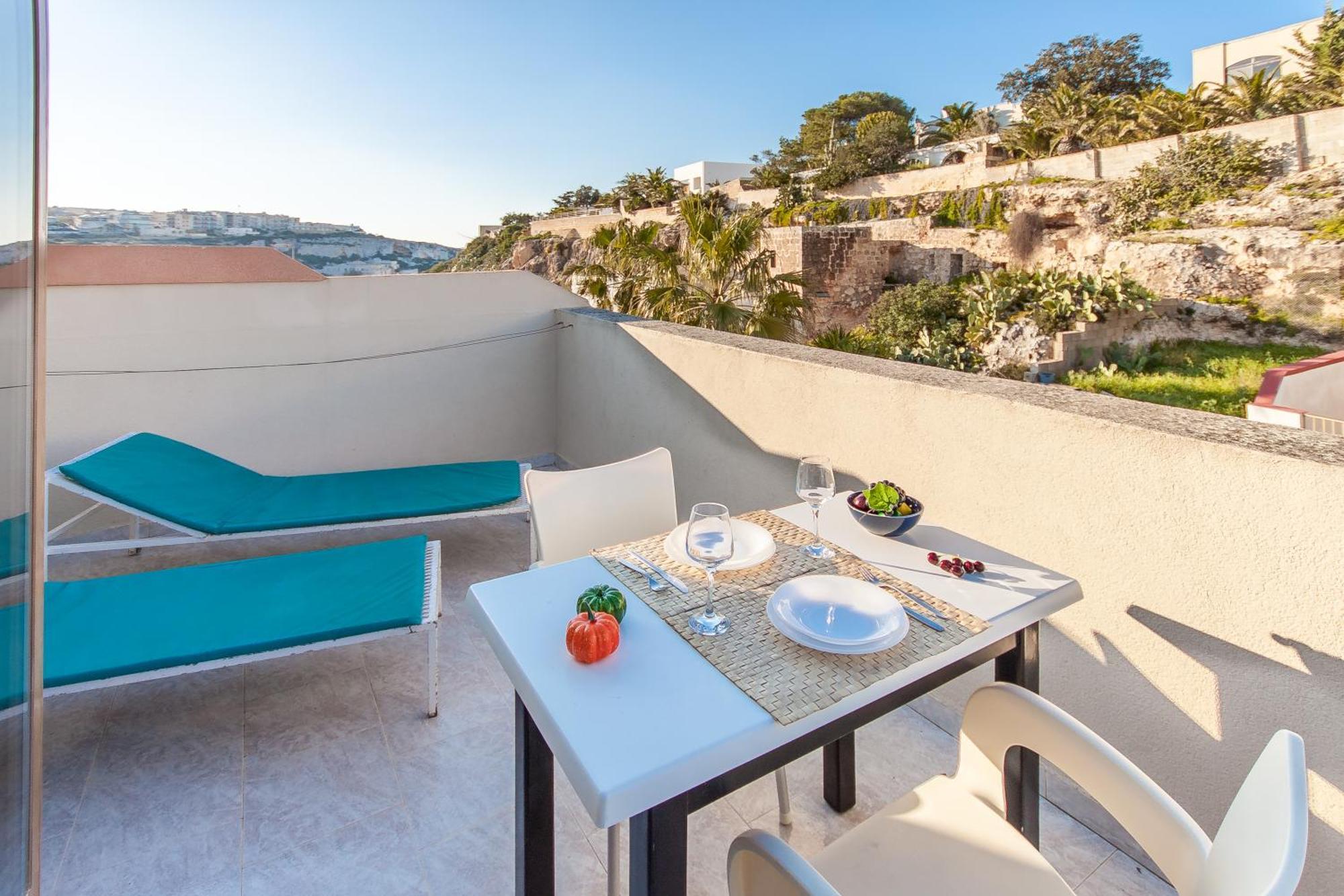 Pool & Sea Merill Apartments Mellieha Room photo