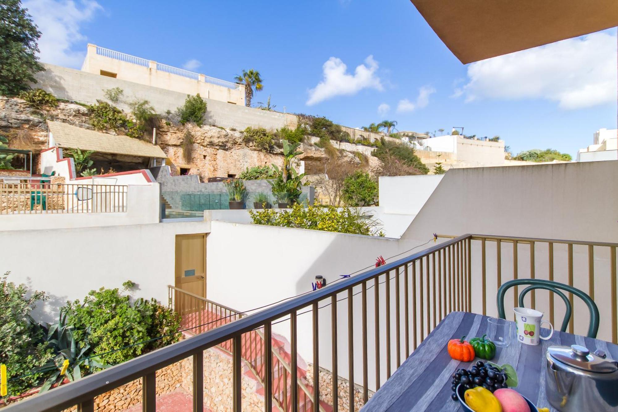 Pool & Sea Merill Apartments Mellieha Exterior photo