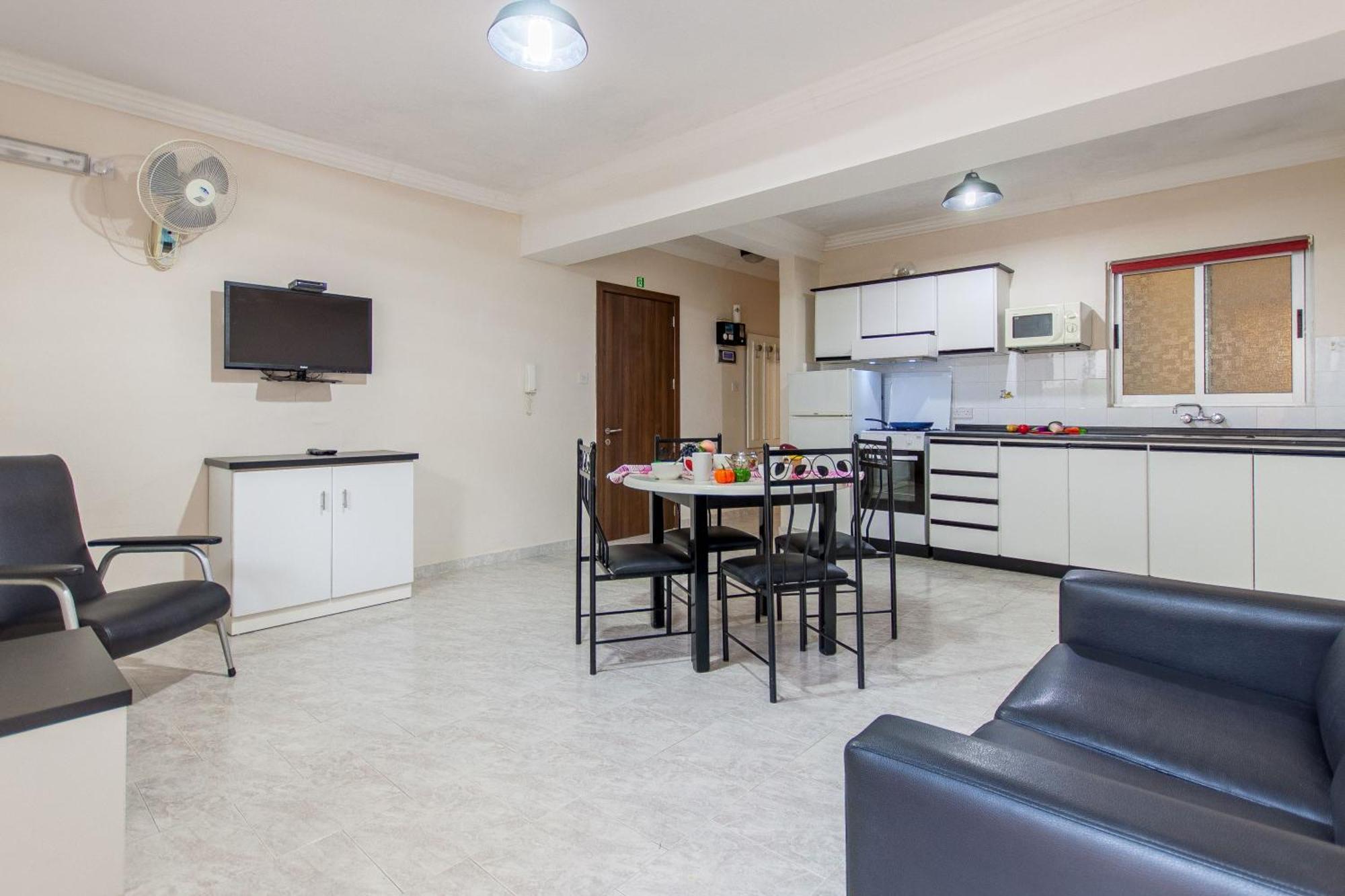 Pool & Sea Merill Apartments Mellieha Room photo